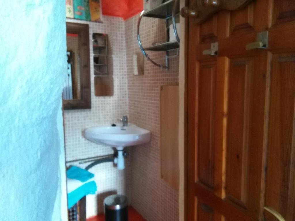L'Atelier B&B Mecina Fondales Luaran gambar
