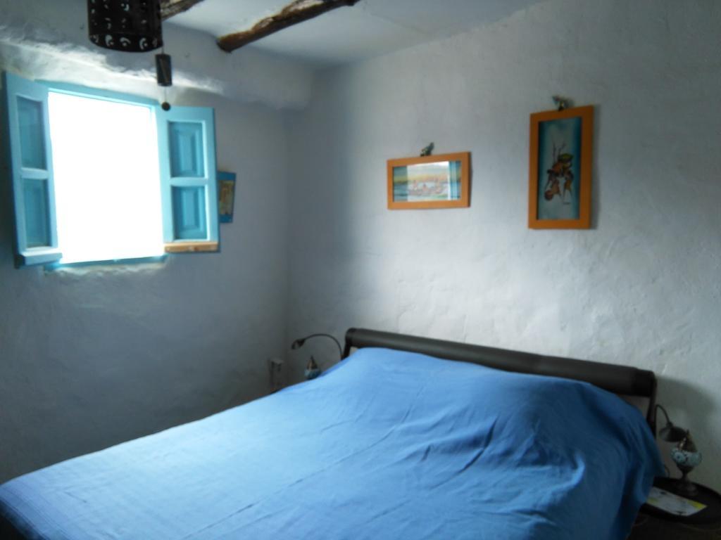 L'Atelier B&B Mecina Fondales Bilik gambar