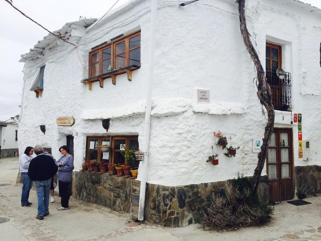 L'Atelier B&B Mecina Fondales Luaran gambar