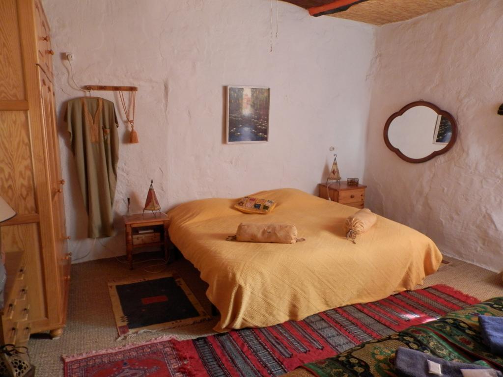 L'Atelier B&B Mecina Fondales Bilik gambar